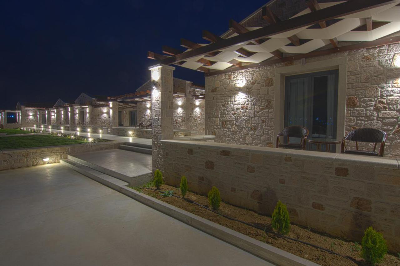 Onar Limnos II Luxury Apartments Moudhros Экстерьер фото