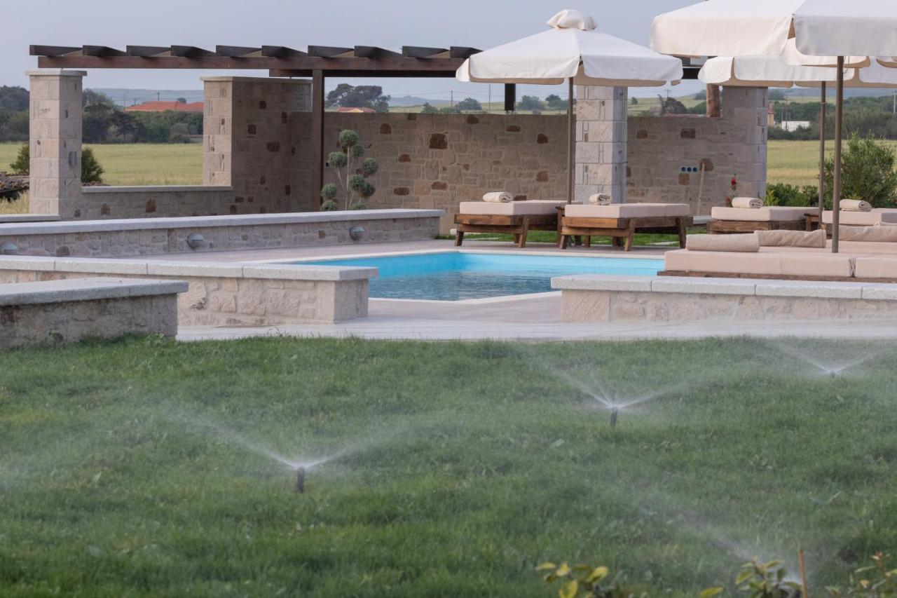 Onar Limnos II Luxury Apartments Moudhros Экстерьер фото
